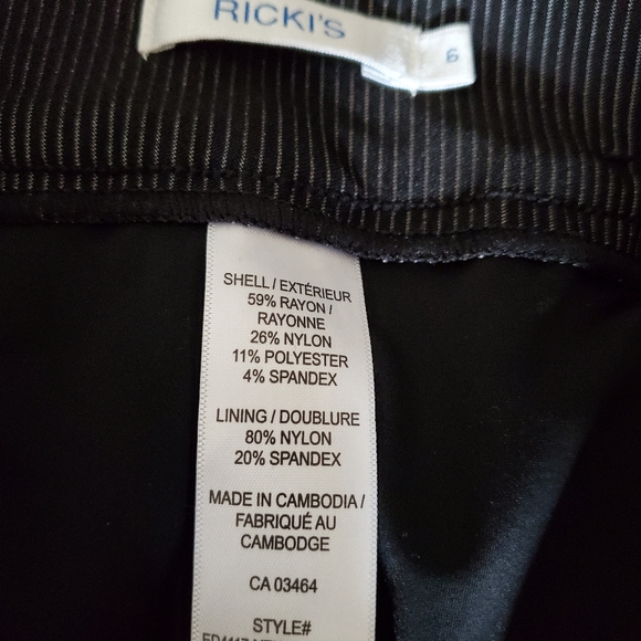 Ricki's Slim Fit pin stripe Legging size 6 - Picture 2 of 4